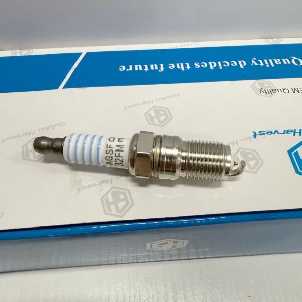 SP-432 AGSF32FM Standard Auto Spark Plugs Replacement For FORD Car