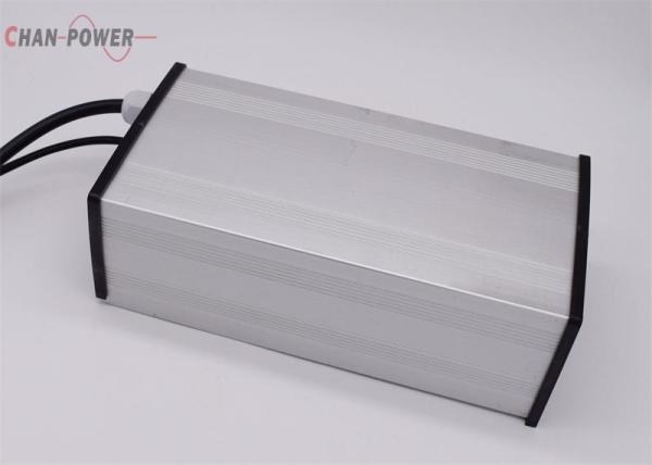 High Pole Mounted Solar Lights , Lithium Battery 1100AH Solar Panel Street Lamps