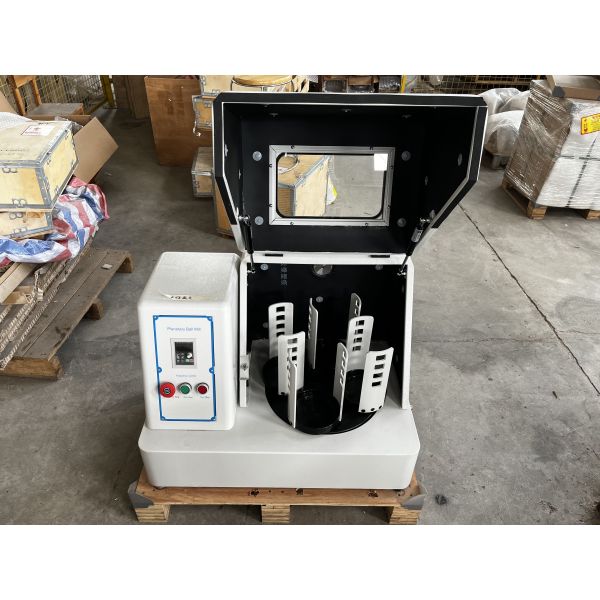 Cryogenic Planetary Ball Mill with Cooling Insulation Chamber for Heat Sensitive Powder Milling