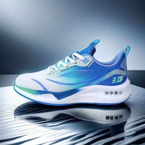 Men's Breathable Mesh Walking Shoes with Anti Slip Outsole and PVC Injection Sole for Casual Wear