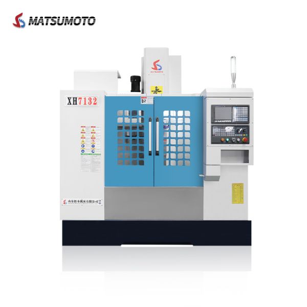 XH7132 Vertical 3 Axis CNC Milling Machine For Metal 6000rpm 8000rpm High Precision