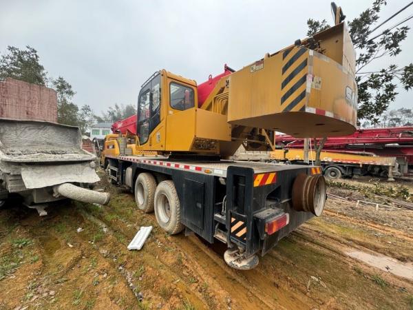 Rouge et jaune Mini S abordable Toute grue de camion Grue mobile 25T pour la construction