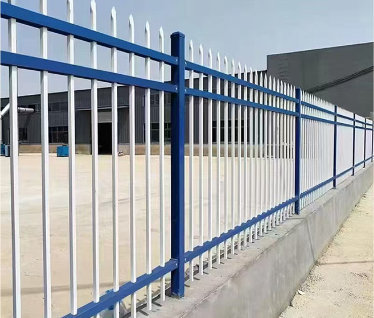 40 mm x 40 mm de clôture de palissade en acier Garde résidentielle de sécurité 2,4 m