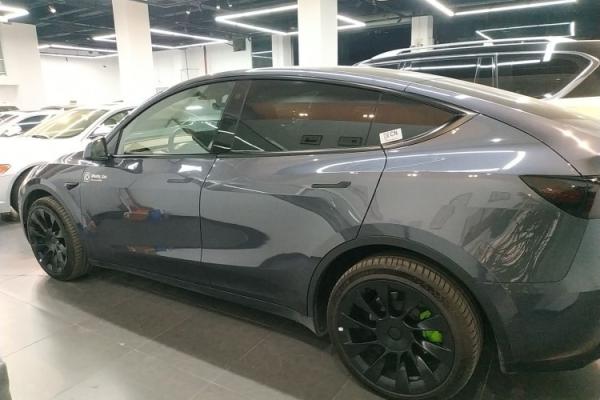 Chinese New Energy Vehicle High Speed 4 Wheel Electric Car New Car