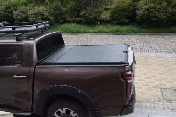 Roll Up Operation Hard Type Car Offroad Universal Aluminium Folding Truck Bed Cover