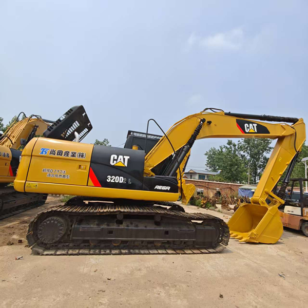 Japan Made Used Excavator 320D2L 2025 20 Ton 112KW Construction Equipment