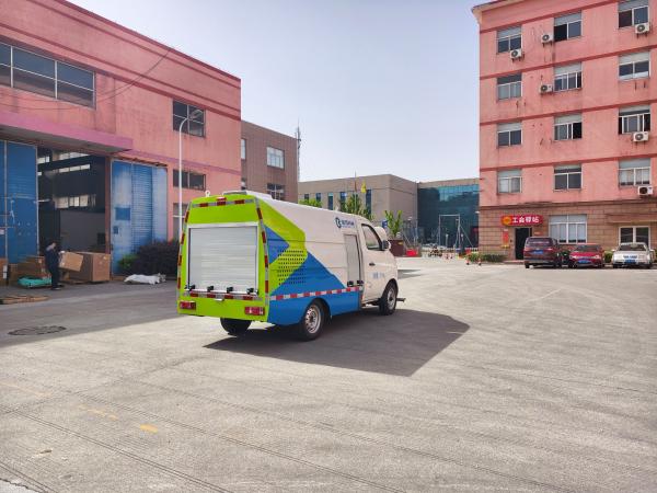 2.8 Ton Pure Electric Road Maintenance Truck For Road Cleaning Efficient