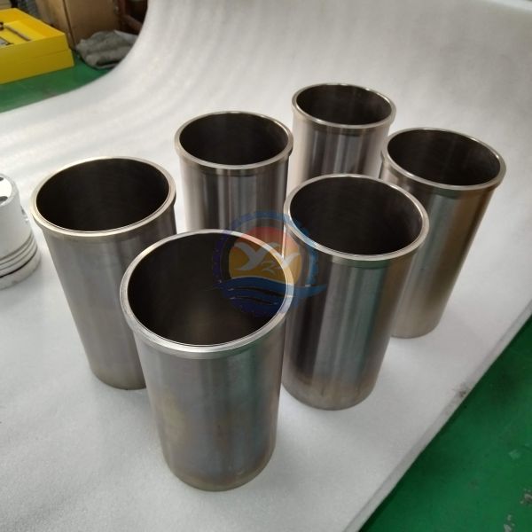 EP100 Cylinder Liner EP100 Liners 11467-1730 Suitable for Hino Engine EP100 Parts