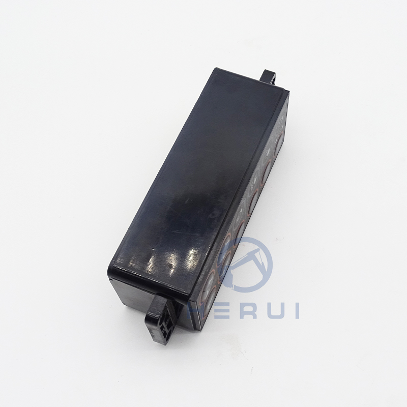 21Q422181 21Q4-22181 Excavator Headlight Switch Controller for R220-9 R320-9  Control Panel Switch Excavator Parts