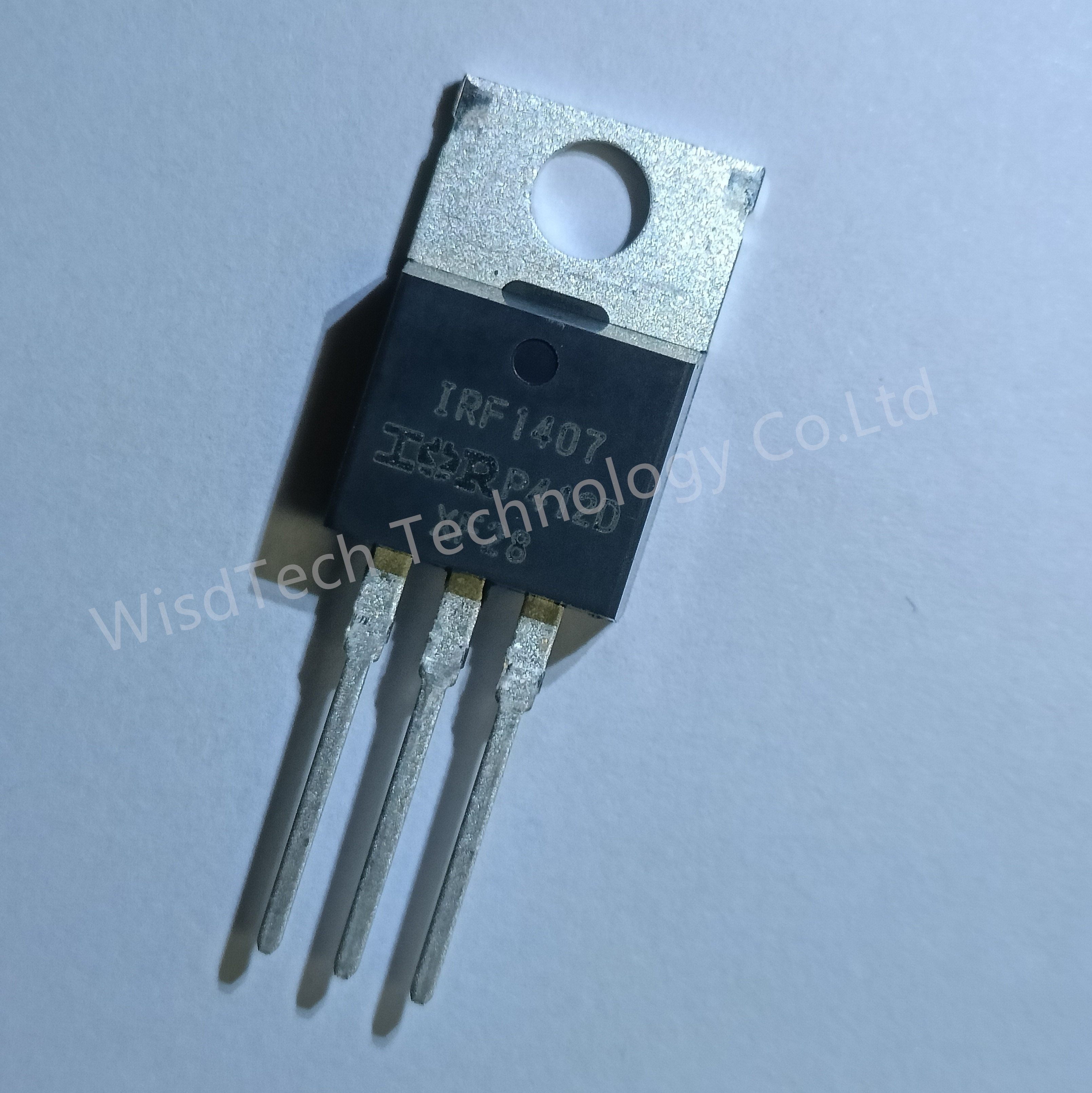 IRF1407PBF N-канал 75 V 130A (Tc) 330W (Tc) через отверстие TO-220AB RF транзисторы