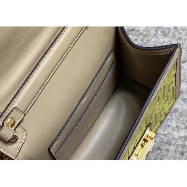 Baguette Bag Classic Luxury Cross-Body Bag Embroider f letters Pattern Underarm Bag