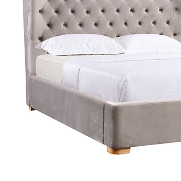 Hotel Durable Leather Tufted Queen Bed Multipurpose Nordic Deisgn
