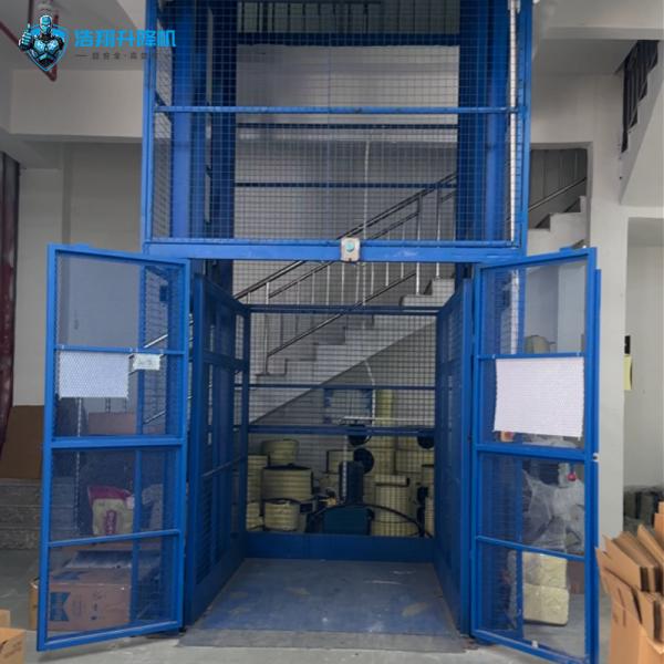 Plataforma elevadora hidráulica eléctrica para carga en fábrica y almacén
