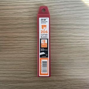 Professional Smooth Precise Cutting Utility Knife Blade Width 18mm Thickness 0.5 Mm