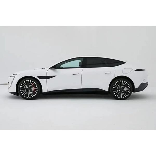 2024 's ELECTRICITY Fuel Intelligent Car with 650 km Long Range and Luxury Technology