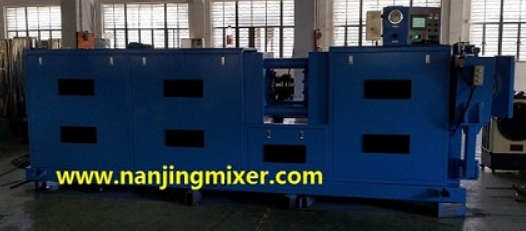 Online Support After Service High Speed RAM Type Plunger Rubber Strainer Extruder