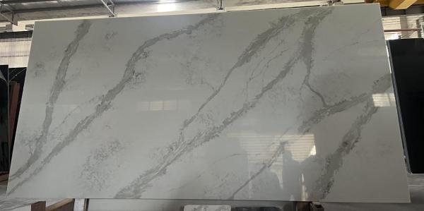 Pedra artificial de quartzo da transmissão de luz 6mm com granito Ridigity alto