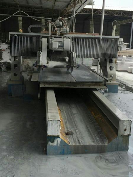 Máquina de corte de perfil linear de material de pedra eficiente