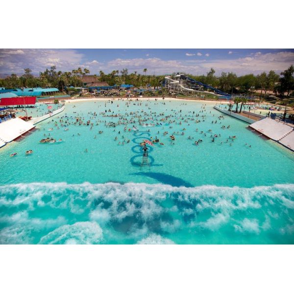 OEM Commercial Water Park Swim Wave Pool Water Play Structures For Family Fun