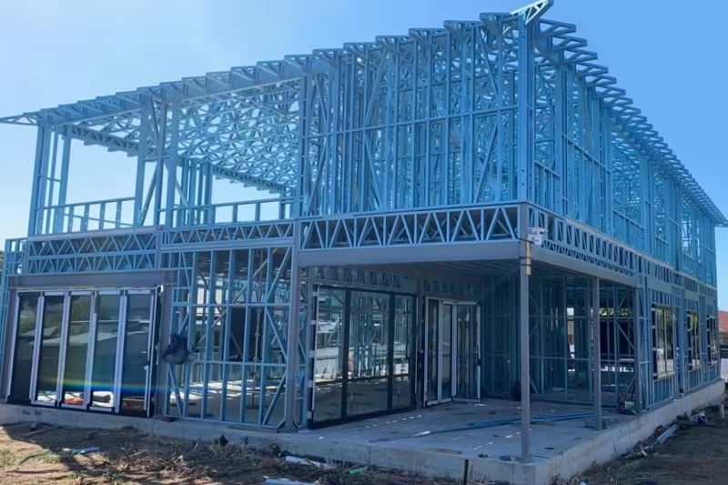 Australia 0.8-1.2mm G300-G550 Galvanized Coils C140 LGSF Light Gauge Steel Framing Machine Prefab Villa Modular House Building