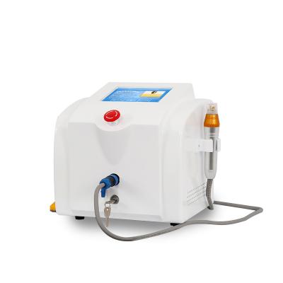 RF skin tightening wrinkle removal scar removal skin tightening Fractional RF microneedle machine in big sale
