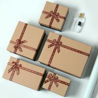 Boîtes cadeaux en carton solides Boîtes cadeaux de luxe avec couvercle pour la célébration du diplôme