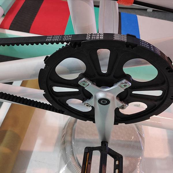 Курортный отель Водное игровое оборудование Сплавный педальный велосипед Плавающий надувный водный велосипед