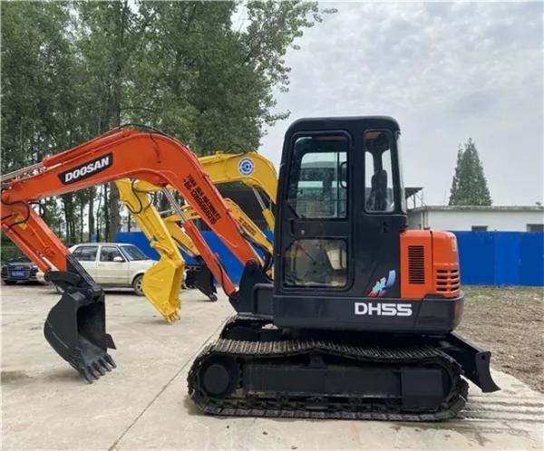 40.5KW Mini Excavateur d'occasion Doosan DH55 Mini Digger d'occasion