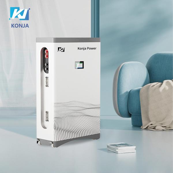 KonJa Doméstico IP50 Grau A Bateria Celular Ciclo Profundo 51.2v 300Ah 15.36kWh Bateria solar montada na parede com tela