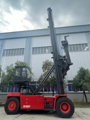 Red Empty Container Handler Ultimate Solution For ISO 20'-40' Container Handling