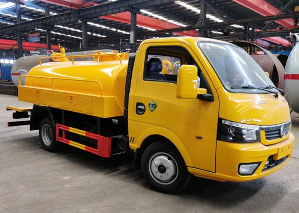 Esgoto do vácuo 3m3 de Dongfeng 4x2 caminhão de limpeza do mini