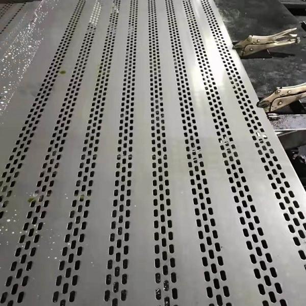 Stainless Steel Slotted Perforated Sheet Metal 201 304 316L Thin Sheet Round Hole Perforated Sheet
