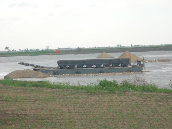 Professional Self Propelled Barge 45m Length Matches Up With Sand Dredger