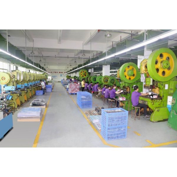 China Custom Tin Boxes Made to Order Professional Tin Box Factory for OEM & Custom Packaging Projects  | MOQ from 3,000 pcs