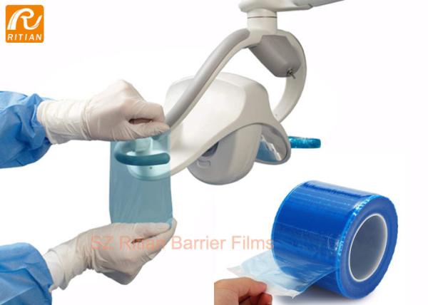 O rolo de filme dental médico da barreira grava 4 azul folhas de X 6 1200 com caixa do distribuidor