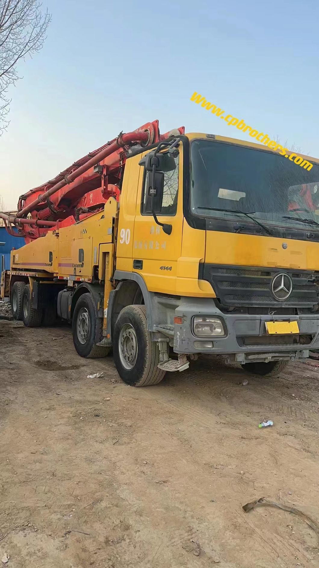 2006 Putzmeister 46m Под стабильной работой Бетонный насос с вибрирующей амплитудой 2,6 мм