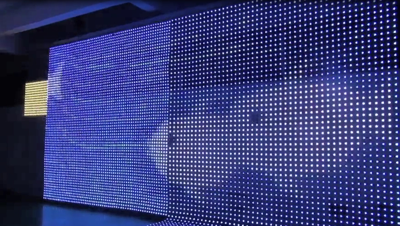 P100 80W RGB LED Mesh Wall Screen Outdoor IP67 DC12V Гибкий прокручивающийся медиафасад