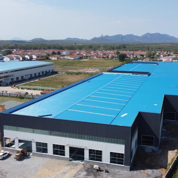 Q235B Q355B Estrutura de aço pré-fabricada Edifício de fábrica 50 anos de vida útil
