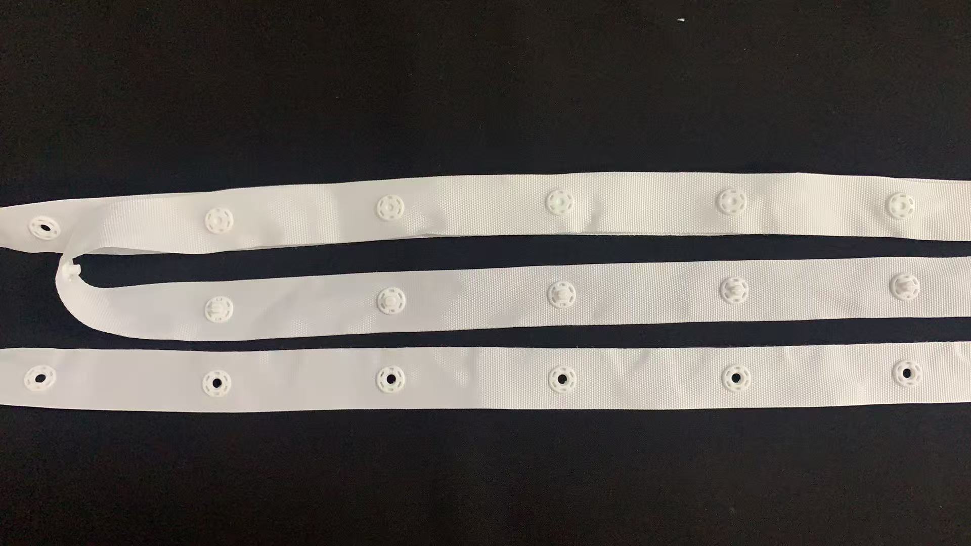 Factory wholesaler 30*30mm/75*75mm Polyester /nylon Snap Button Tape for Baby Infant Wear and  Jacket 