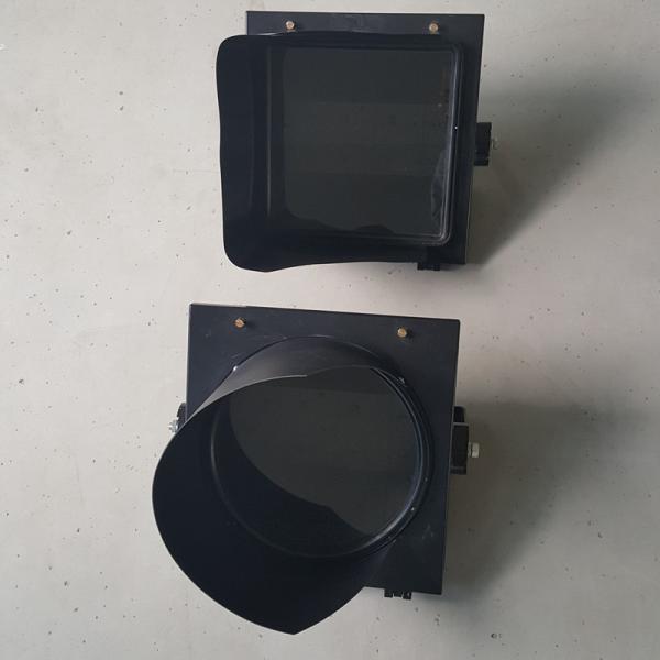 Flip Door Detachable Traffic Light Housing Body Part 1-Appearance EXW 400MM
