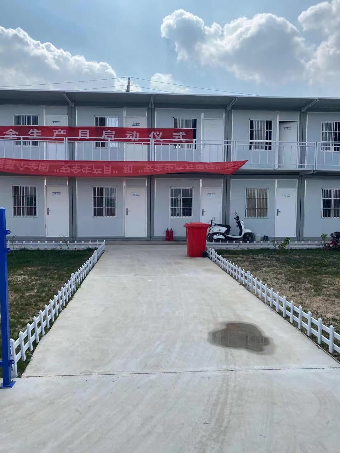 Durable Small Detachable Movable Camping Shelters Portable Prefabricated Houses Modular Steel Modular Prefab Houses