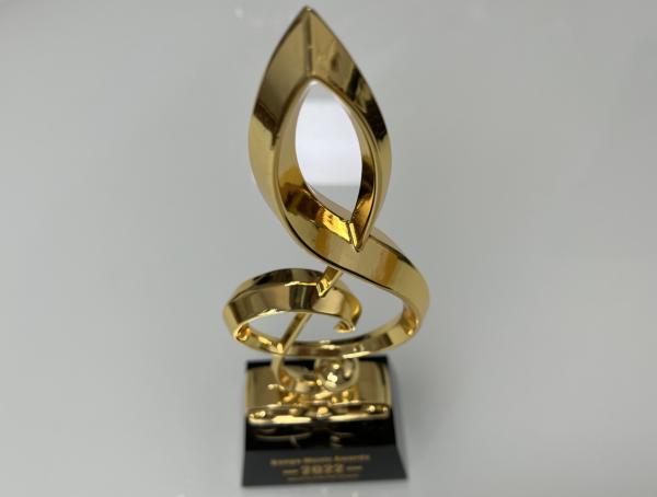 Cópia feita sob encomenda Logo Laser Engrave Text do troféu de prata da medalha de ouro do metal da lembrança