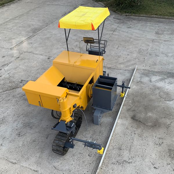 Compact SMC-523 Slipform Paver with Automatic Steering and 500mm Paving Thickness for Municipal Projects