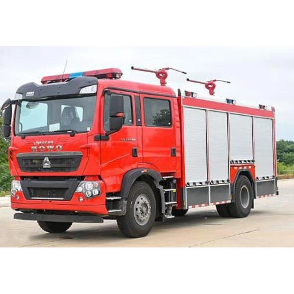 Powerful And Durable Euro 5 Fire Truck 8x4 For Challenging Terrain And Extreme Conditions