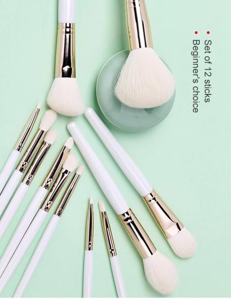 8 Pieces Travel Cruelty Free Makeup Brushes OEM / ODM 15X23X3cm Compact Size