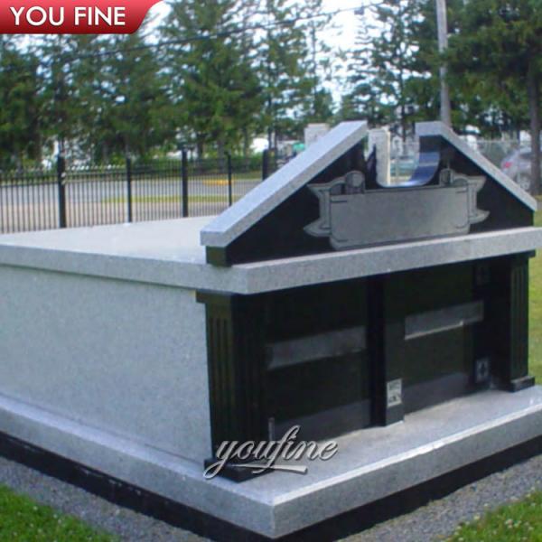 Outdoor Large Luxurious American Big Size Granite Family Mausoleum with Bronze Horse Statue
