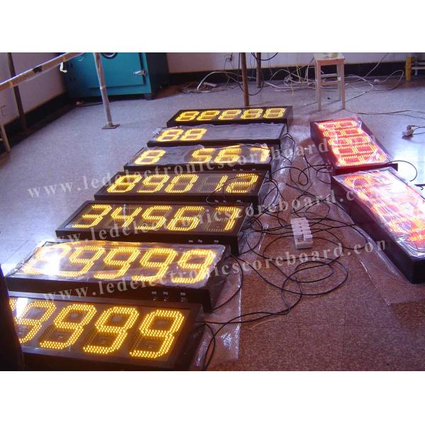 88888 a mené les signes des prix de carburant, signes électroniques de prix du gaz pour la station service