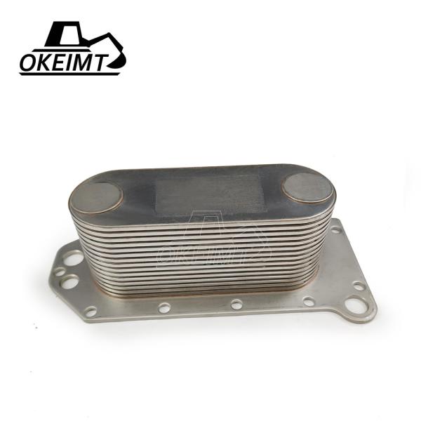 Núcleo mais fresco do óleo de Lub do motor da tomada de fábrica 3957533 de OKEIMT 3966365 para ISC 6D114 de Cummins