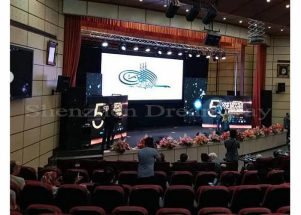 1200 Nits Brightness Indoor Full Color LED Display , Electronic LED Signs SMD2121