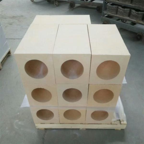 Briques réfractaires à haute densité de zircon mullite pour la construction de revêtements de fours